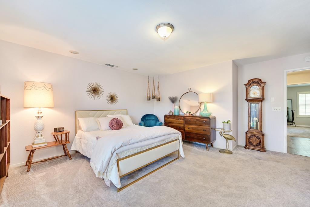 Detail Gallery Image 20 of 38 For 9763 Falcon Meadow, Elk Grove,  CA 95624 - 3 Beds | 2 Baths