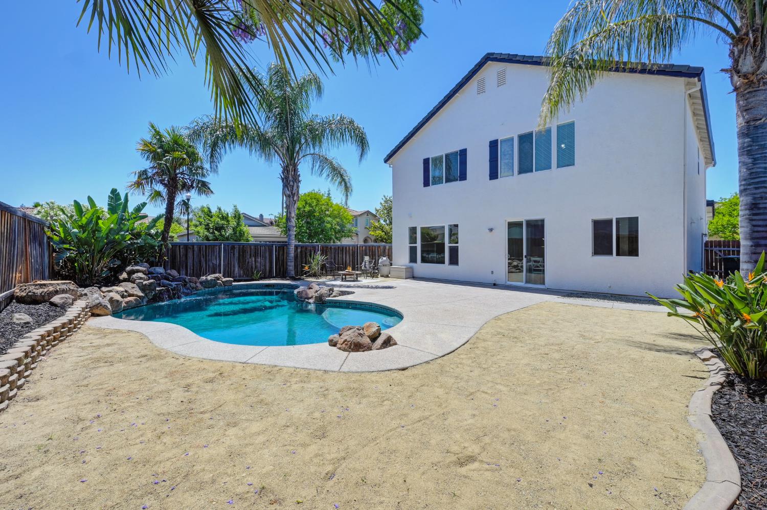 Detail Gallery Image 47 of 52 For 1700 Adrienne Dr, Roseville,  CA 95747 - 4 Beds | 3 Baths
