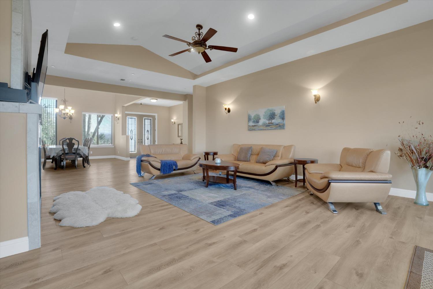 Oak Grove Circle, Groveland, California image 12