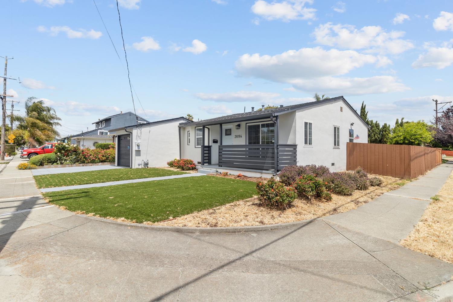 Detail Gallery Image 1 of 30 For 26184 Stanwood Ave, Hayward,  CA 94544 - 3 Beds | 2 Baths