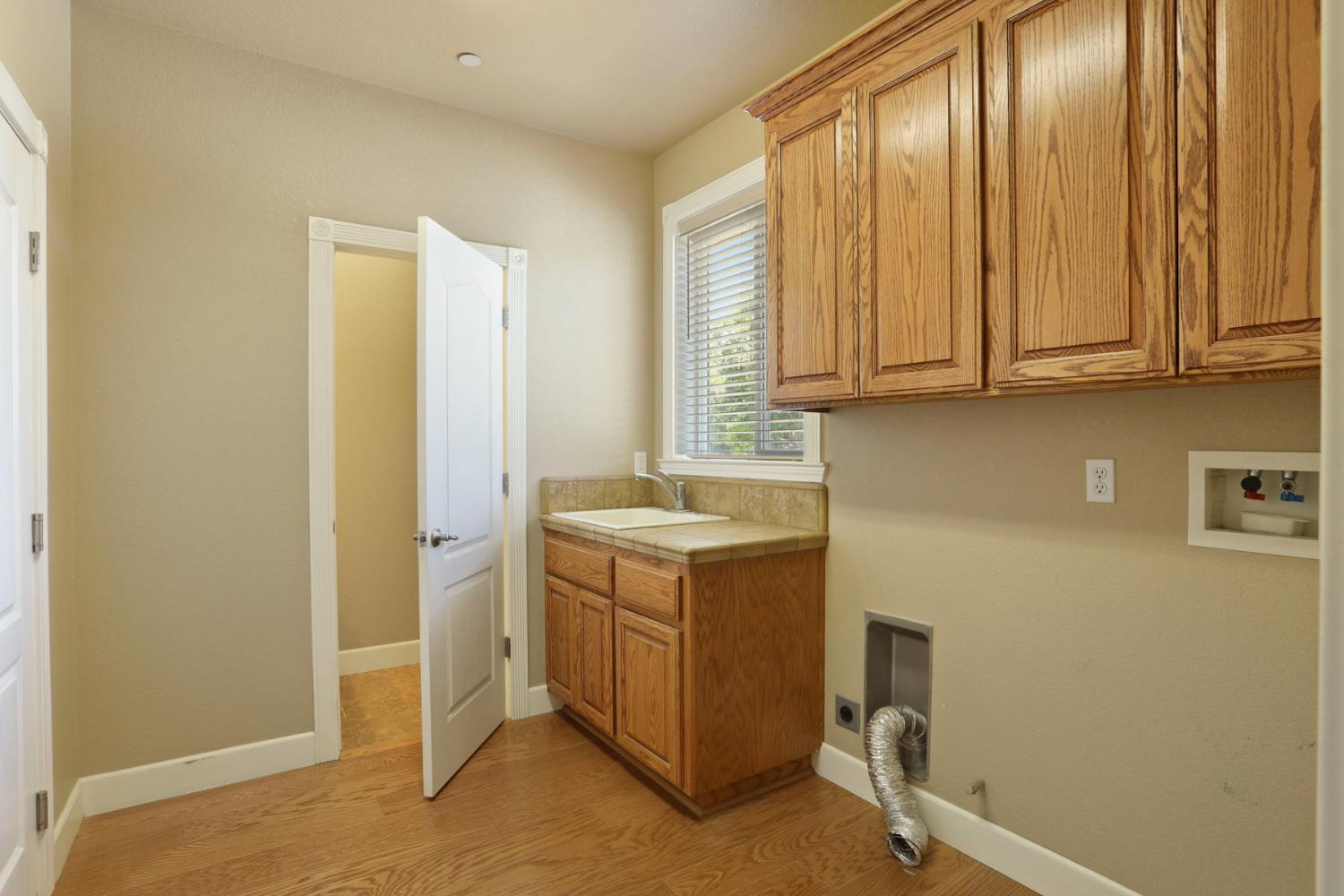 Detail Gallery Image 22 of 74 For 13703 Christensen Rd, Galt,  CA 95632 - 4 Beds | 2/1 Baths