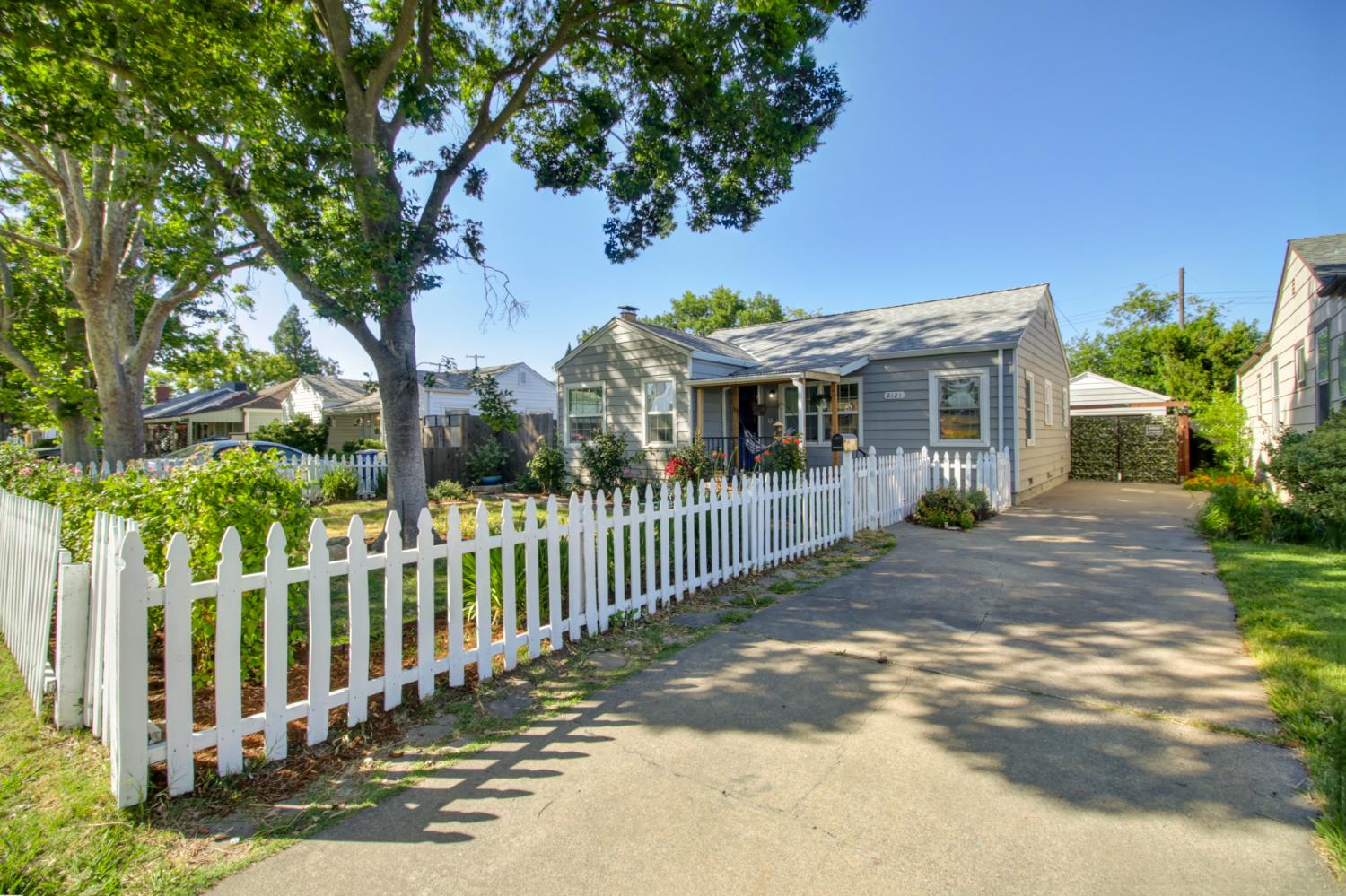 Detail Gallery Image 60 of 60 For 2121 Juliesse Ave, Sacramento,  CA 95821 - 3 Beds | 1 Baths