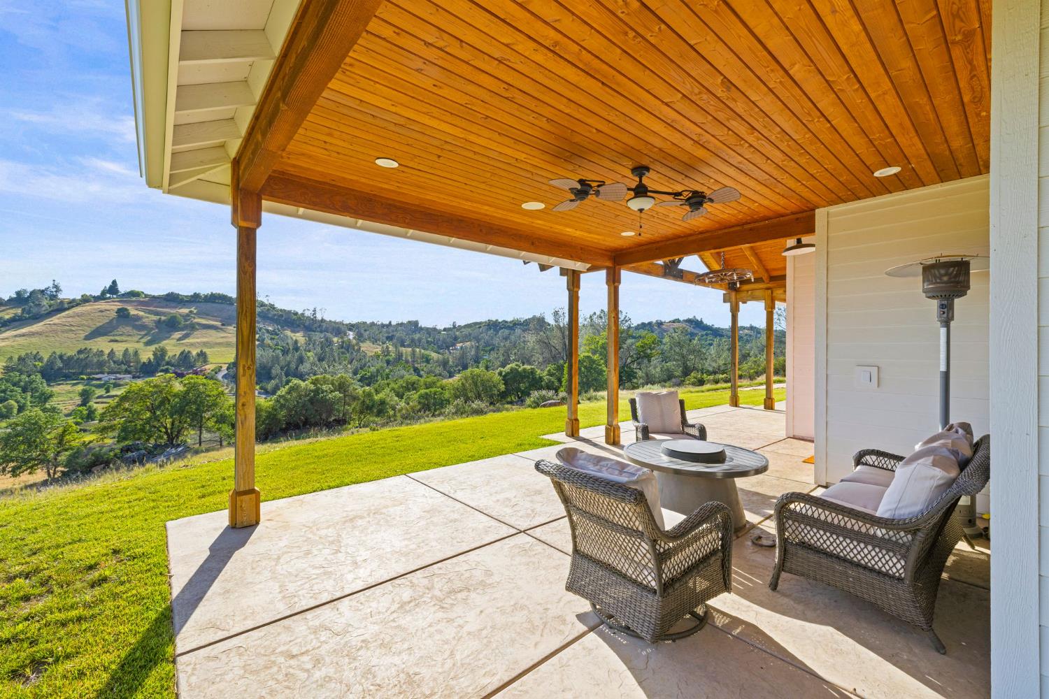 Detail Gallery Image 53 of 77 For 1761 Springvale Rd, Placerville,  CA 95667 - 4 Beds | 3 Baths