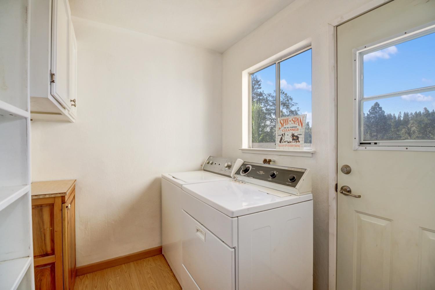 Detail Gallery Image 20 of 37 For 2941 Camino Heights Dr, Camino,  CA 95709 - 3 Beds | 2 Baths