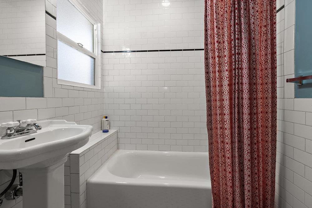 Detail Gallery Image 24 of 35 For 2709 23rd St, Sacramento,  CA 95818 - 2 Beds | 1 Baths