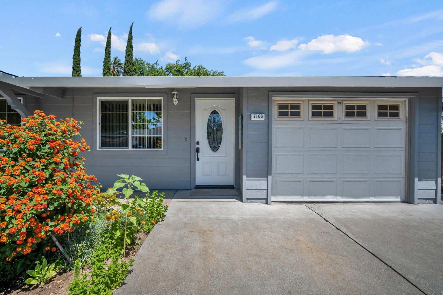 Detail Gallery Image 9 of 47 For 7166 Arutas Dr, North Highlands,  CA 95660 - 3 Beds | 2 Baths