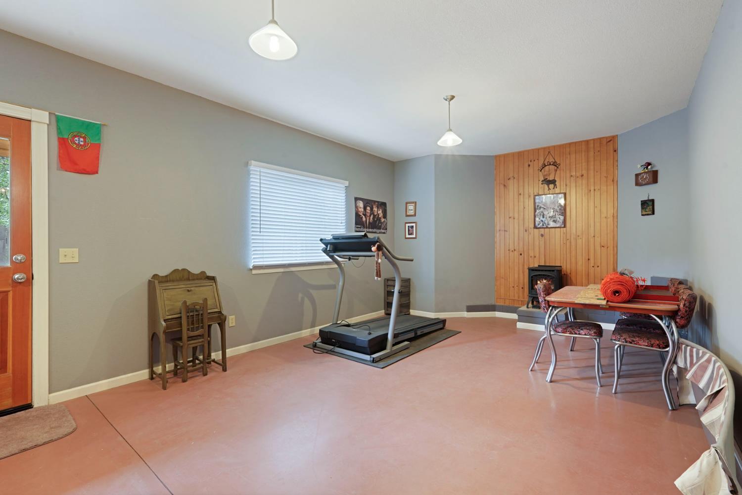 Detail Gallery Image 45 of 65 For 658 Live Oak Dr, Angels Camp,  CA 95222 - 3 Beds | 2/1 Baths