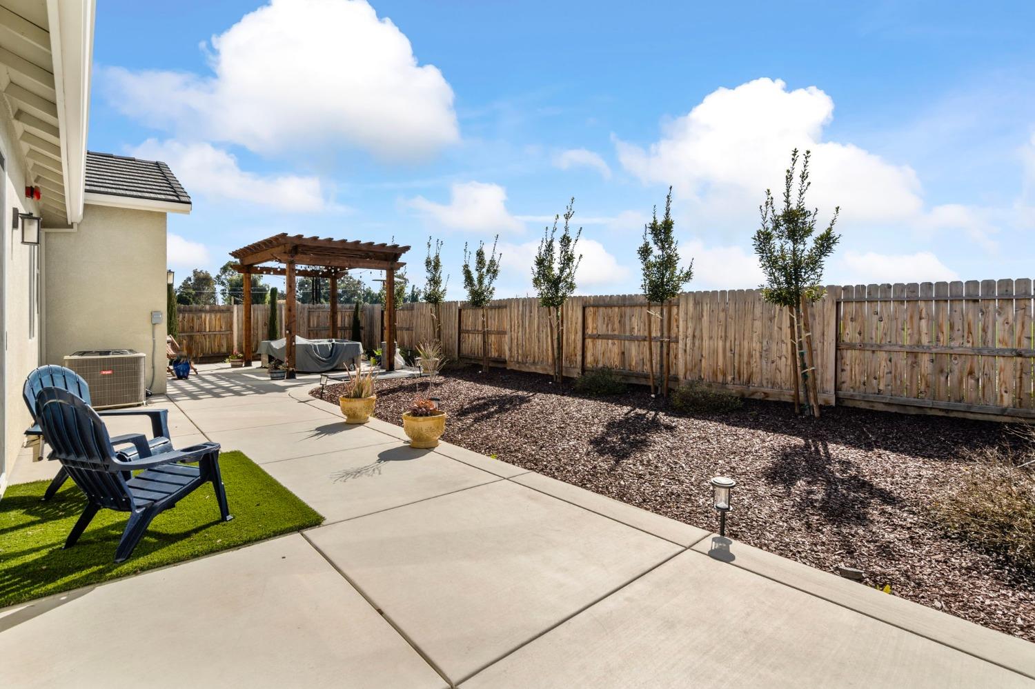 Detail Gallery Image 37 of 38 For 1125 Pearl Dr, Los Banos,  CA 93635 - 4 Beds | 3 Baths