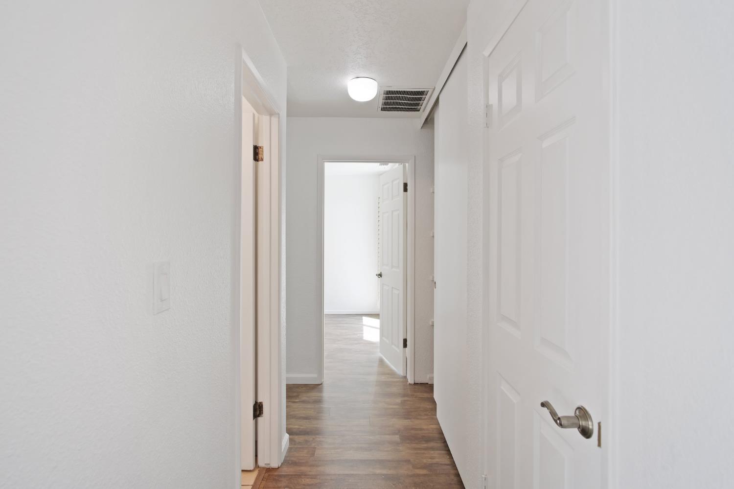 Detail Gallery Image 15 of 30 For 1821 Laurel Oak Dr, Modesto,  CA 95354 - 2 Beds | 2 Baths