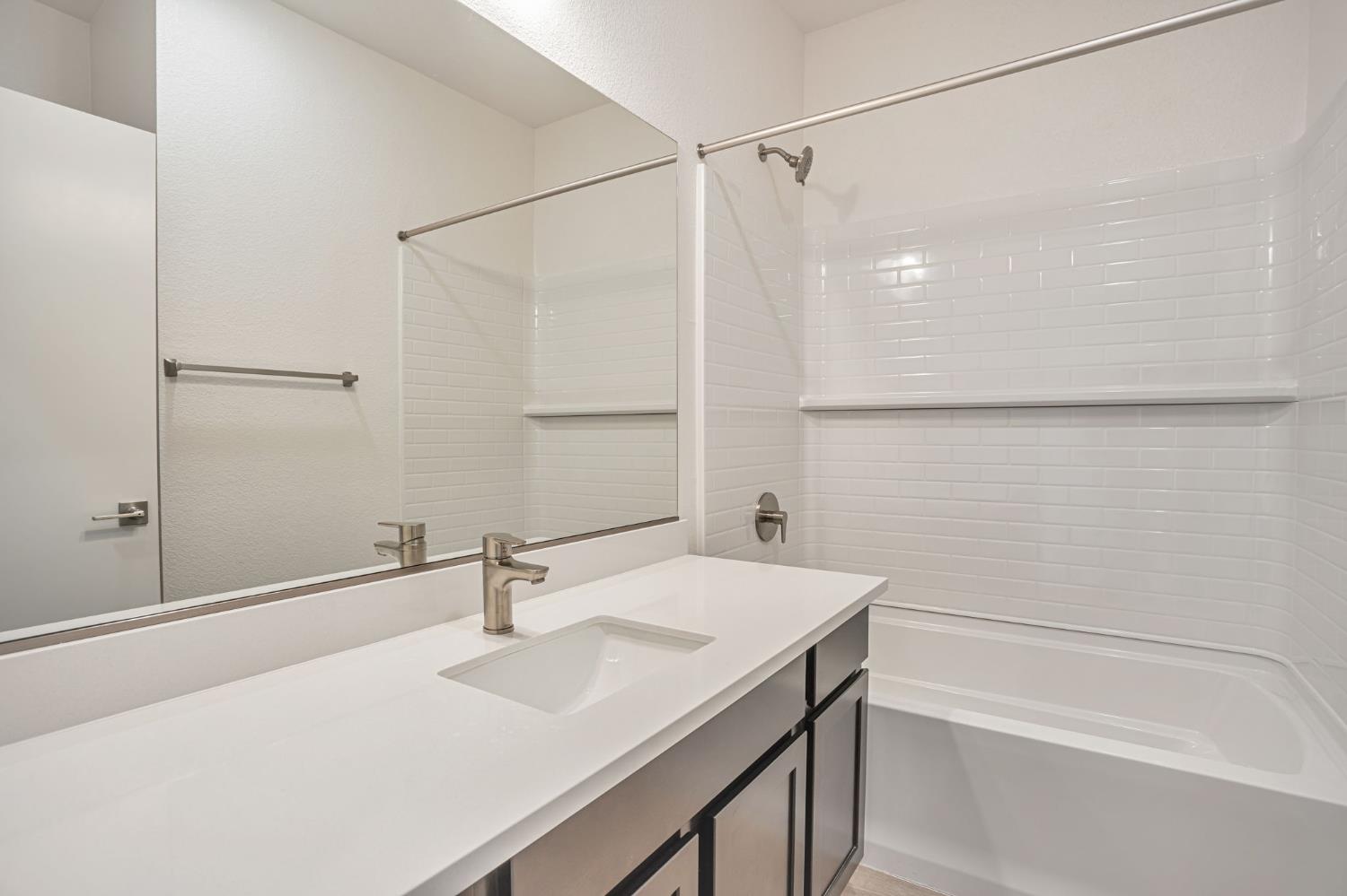 Detail Gallery Image 24 of 42 For 6093 Bridgecross Dr, Sacramento,  CA 95835 - 3 Beds | 2/1 Baths