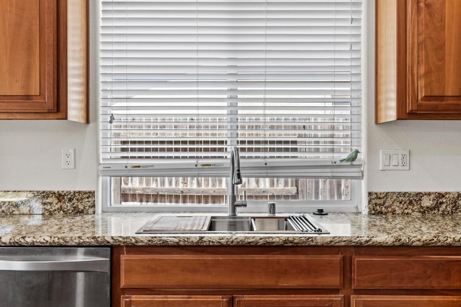 Detail Gallery Image 14 of 40 For 5582 Turnberry, Marysville,  CA 95901 - 3 Beds | 2/1 Baths