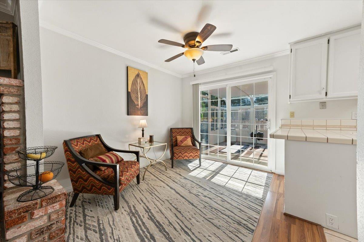 Detail Gallery Image 11 of 37 For 17713 Lake Forest Dr, Penn Valley,  CA 95946 - 3 Beds | 2 Baths