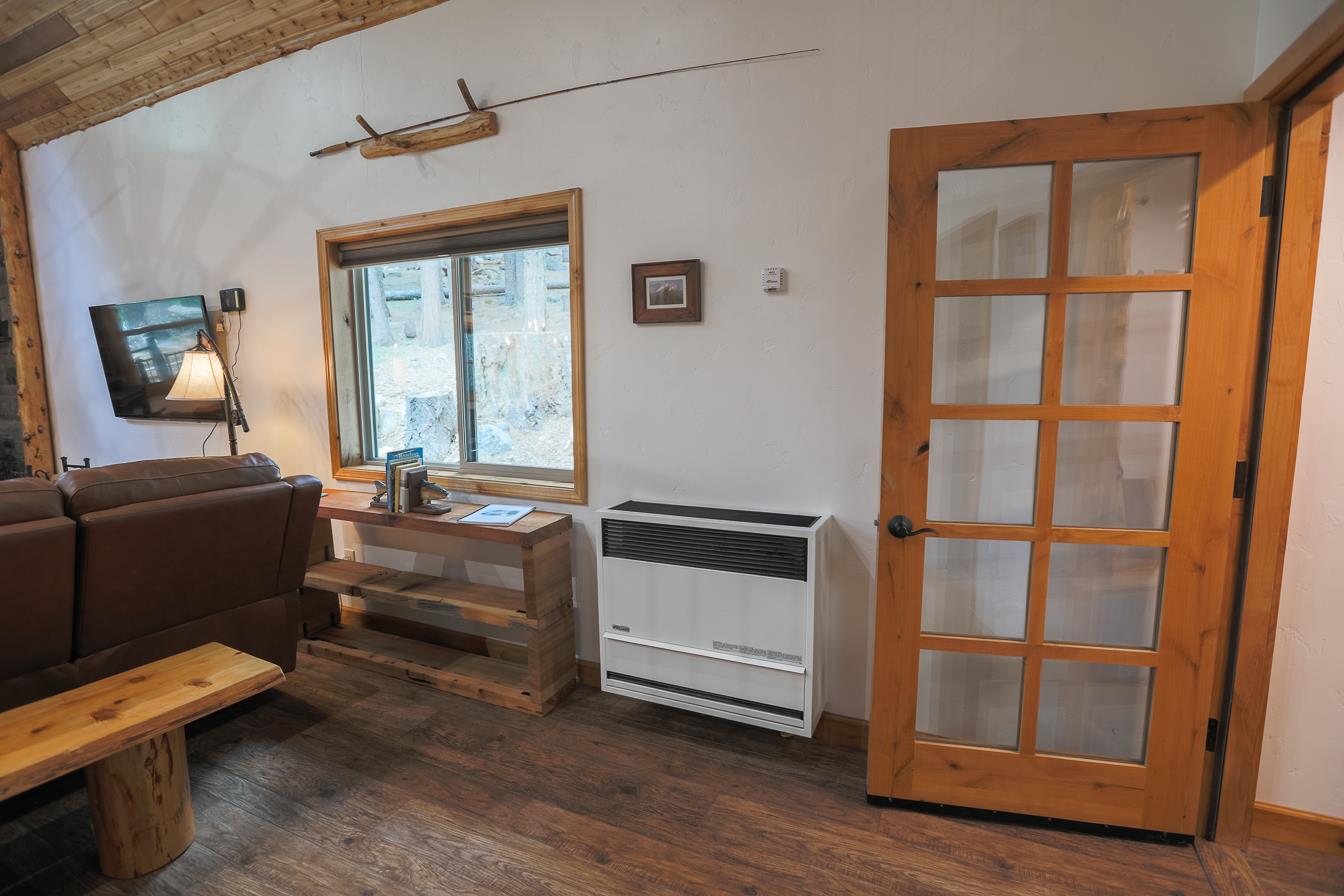 Detail Gallery Image 16 of 60 For 40277 Birch, Mill Creek,  CA 96063 - 2 Beds | 1/1 Baths