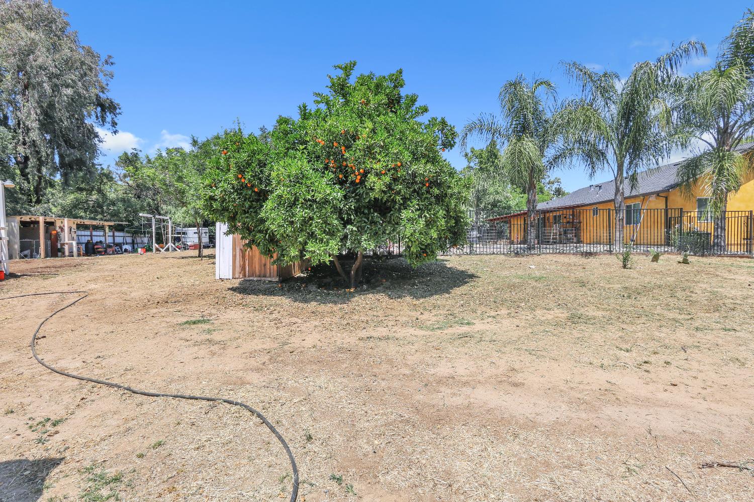 Detail Gallery Image 8 of 66 For 8033 Sunrise Blvd, Citrus Heights,  CA 95610 - 4 Beds | 3 Baths
