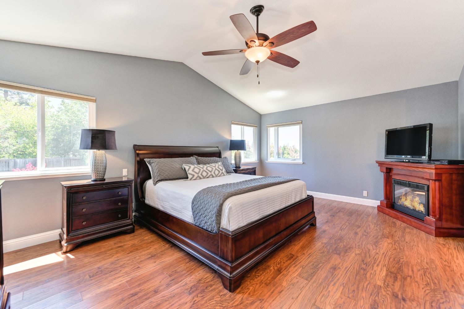 Detail Gallery Image 26 of 43 For 5313 Thunder Ridge Cir, Rocklin,  CA 95765 - 4 Beds | 3 Baths