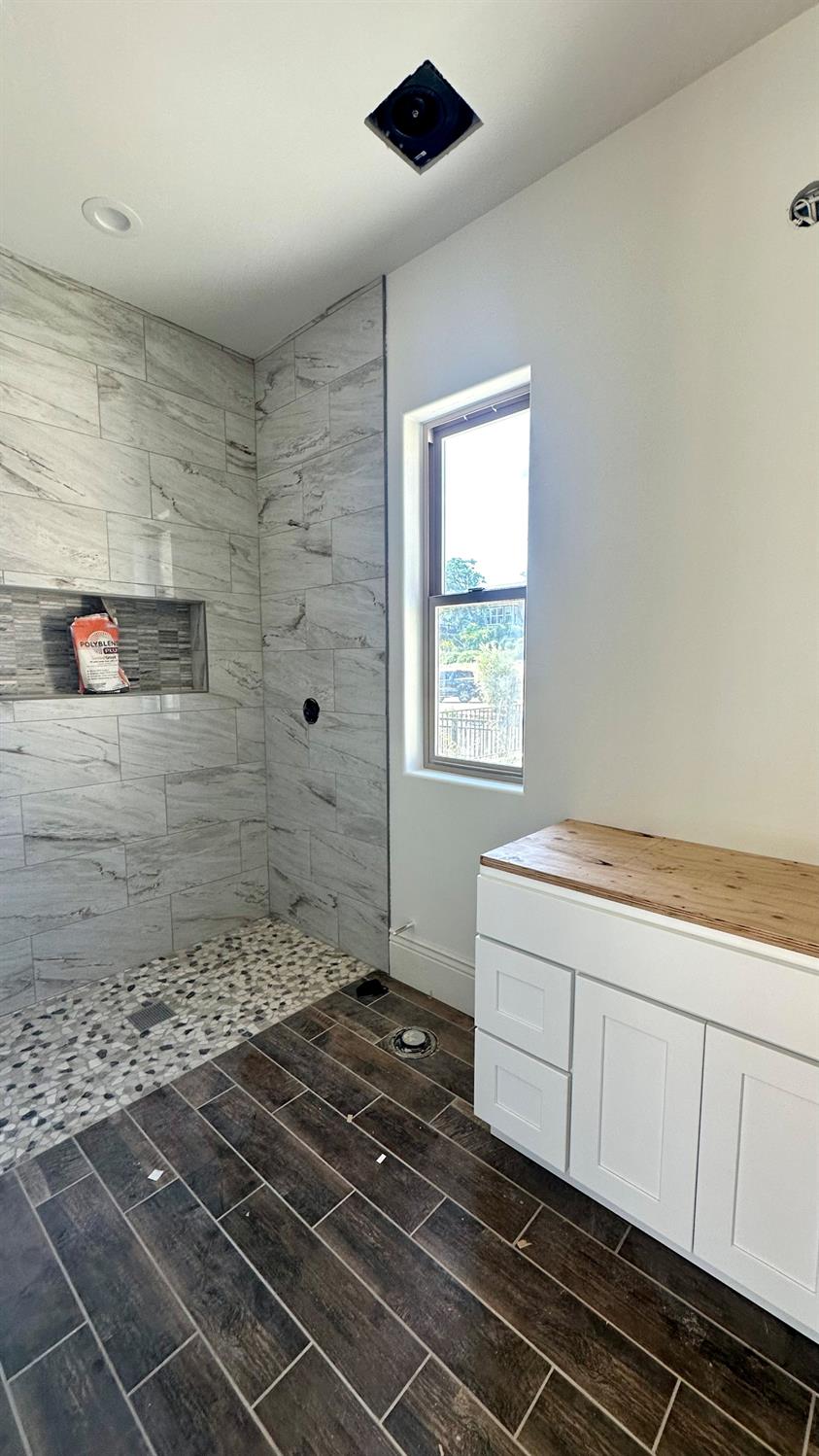 Detail Gallery Image 17 of 37 For 467 Knolls Dr #161,  Copperopolis,  CA 95228 - 4 Beds | 3/1 Baths