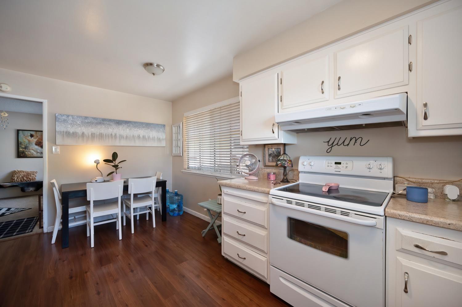 Detail Gallery Image 48 of 66 For 1424 Topaz Way, Sacramento,  CA 95864 - – Beds | – Baths