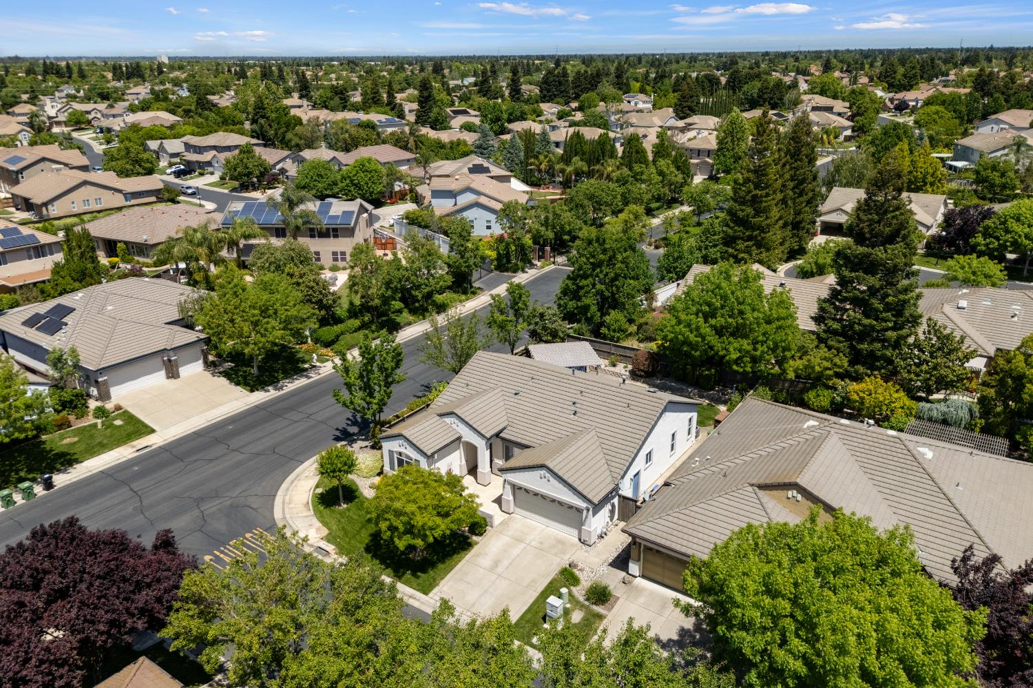 Detail Gallery Image 51 of 65 For 9501 Misty Cove Ln, Elk Grove,  CA 95758 - 2 Beds | 2 Baths