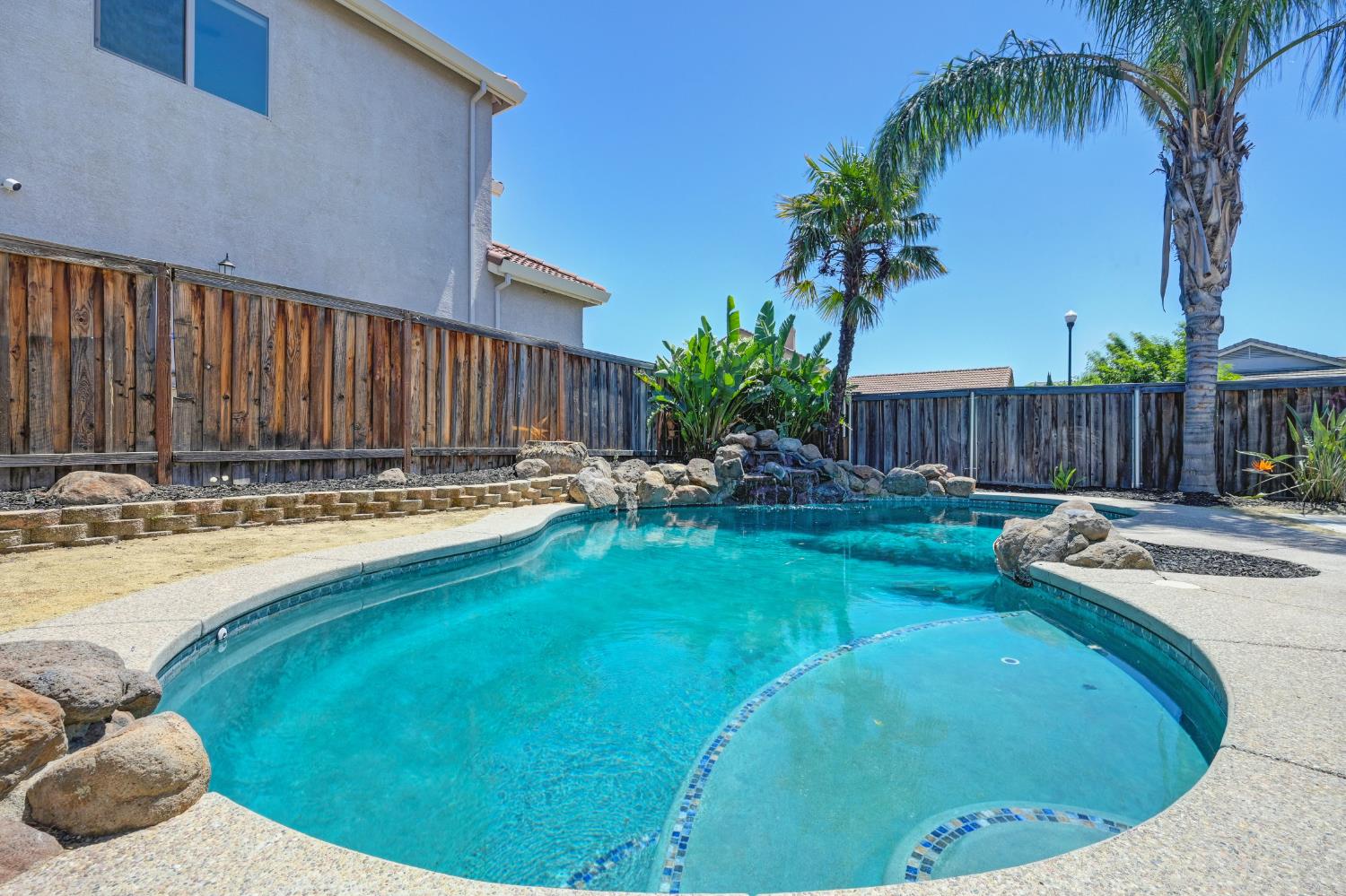 Detail Gallery Image 49 of 52 For 1700 Adrienne Dr, Roseville,  CA 95747 - 4 Beds | 3 Baths