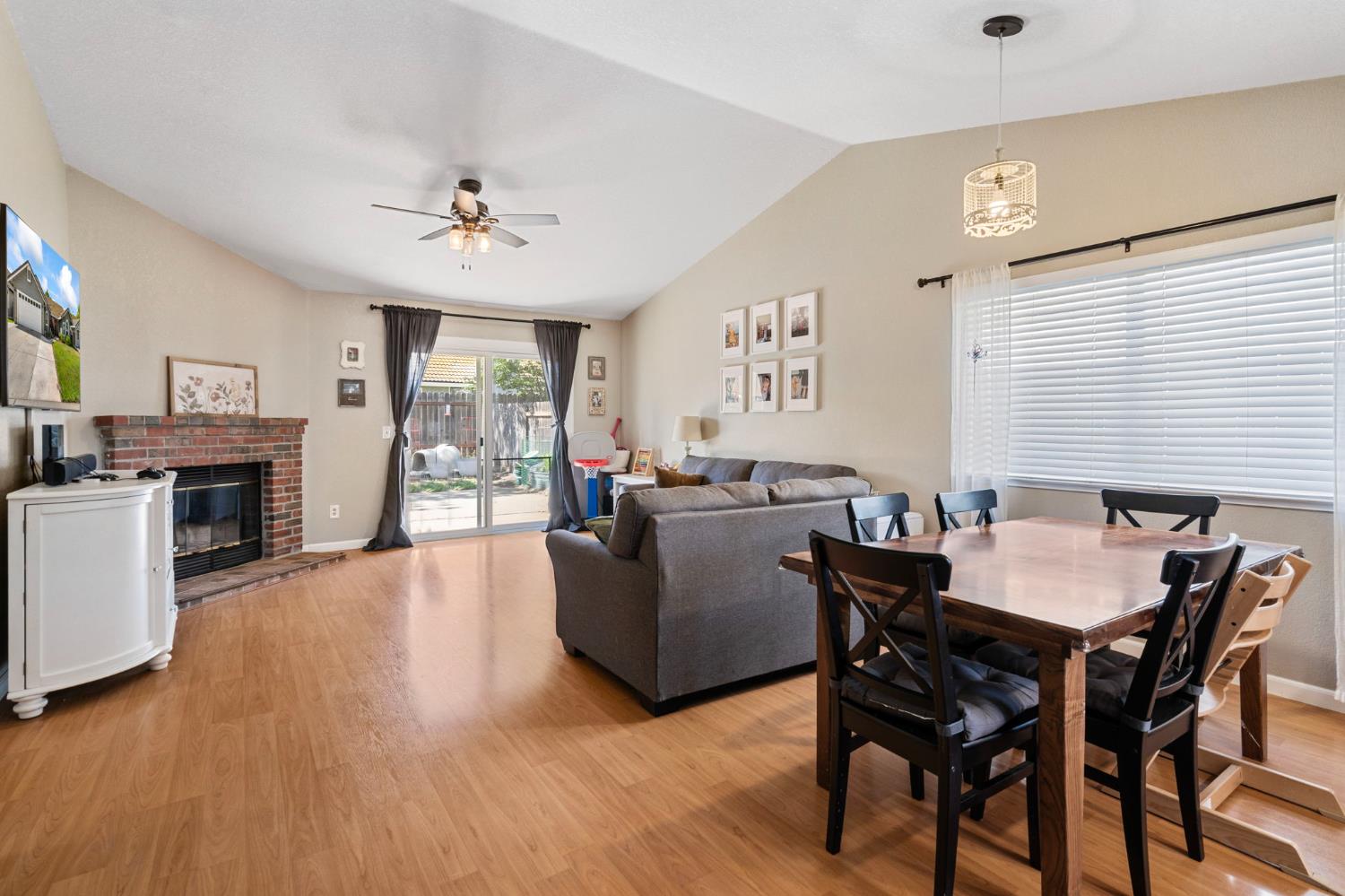 Detail Gallery Image 8 of 38 For 672 Pestana Dr, Galt,  CA 95632 - 3 Beds | 2 Baths