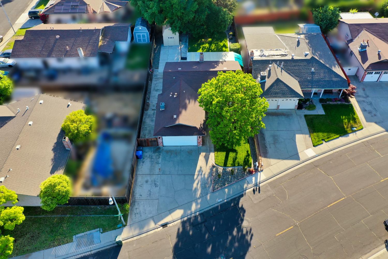 Detail Gallery Image 6 of 8 For 1139 Lexington Ave, Manteca,  CA 95336 - 3 Beds | 2 Baths