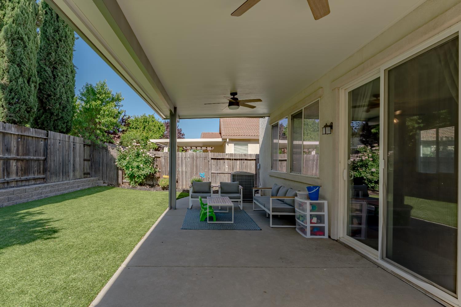 Detail Gallery Image 14 of 38 For 1283 Torrington Ln, Lincoln,  CA 95648 - 5 Beds | 3 Baths