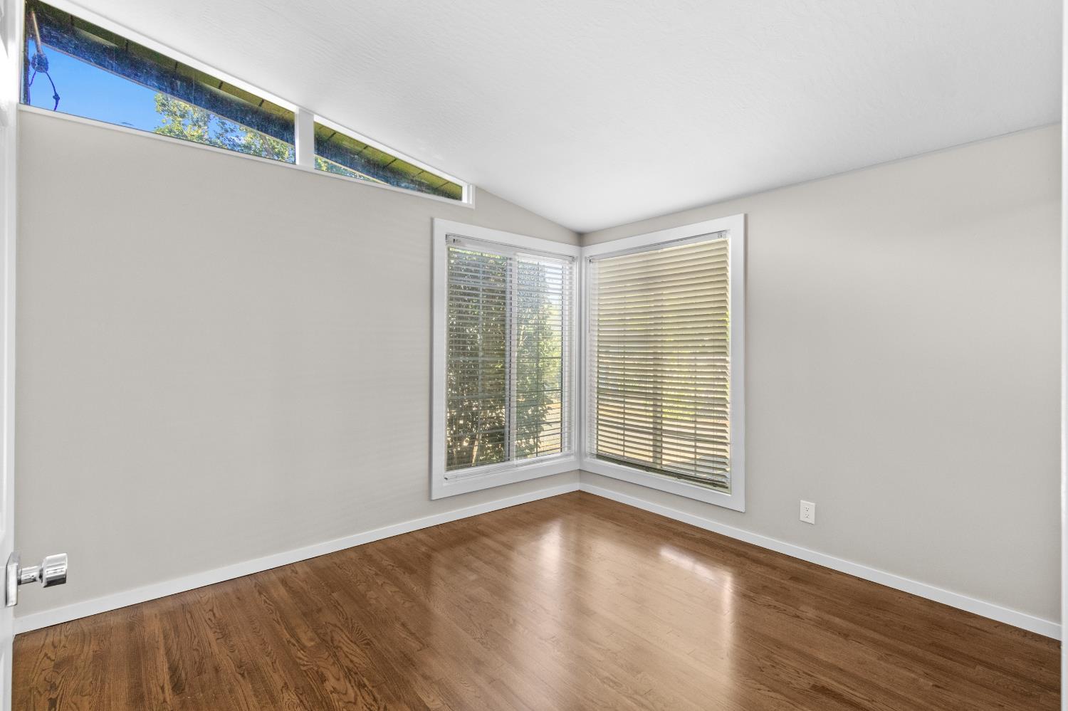 Detail Gallery Image 37 of 65 For 4937 Donovan Dr, Carmichael,  CA 95608 - 3 Beds | 2 Baths