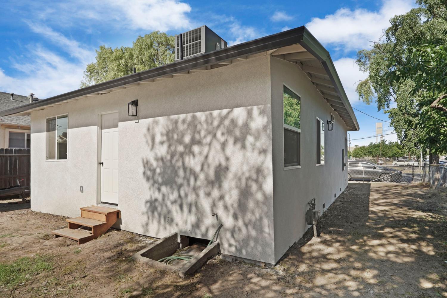 Detail Gallery Image 30 of 33 For 1237 S Commerce St, Stockton,  CA 95206 - 3 Beds | 2 Baths