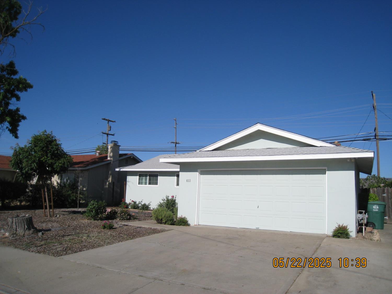 Detail Gallery Image 3 of 25 For 633 Skylark Ave, Los Banos,  CA 93635 - 3 Beds | 2 Baths