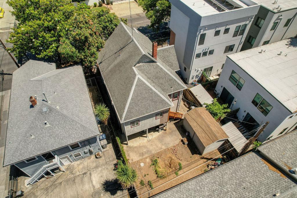 Detail Gallery Image 12 of 13 For 2220 15th St, Sacramento,  CA 95818 - – Beds | – Baths