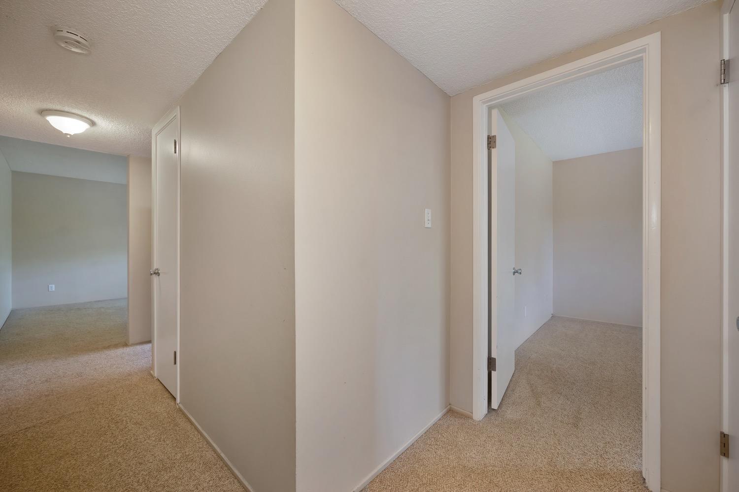 Detail Gallery Image 23 of 66 For 1424 Topaz Way, Sacramento,  CA 95864 - – Beds | – Baths