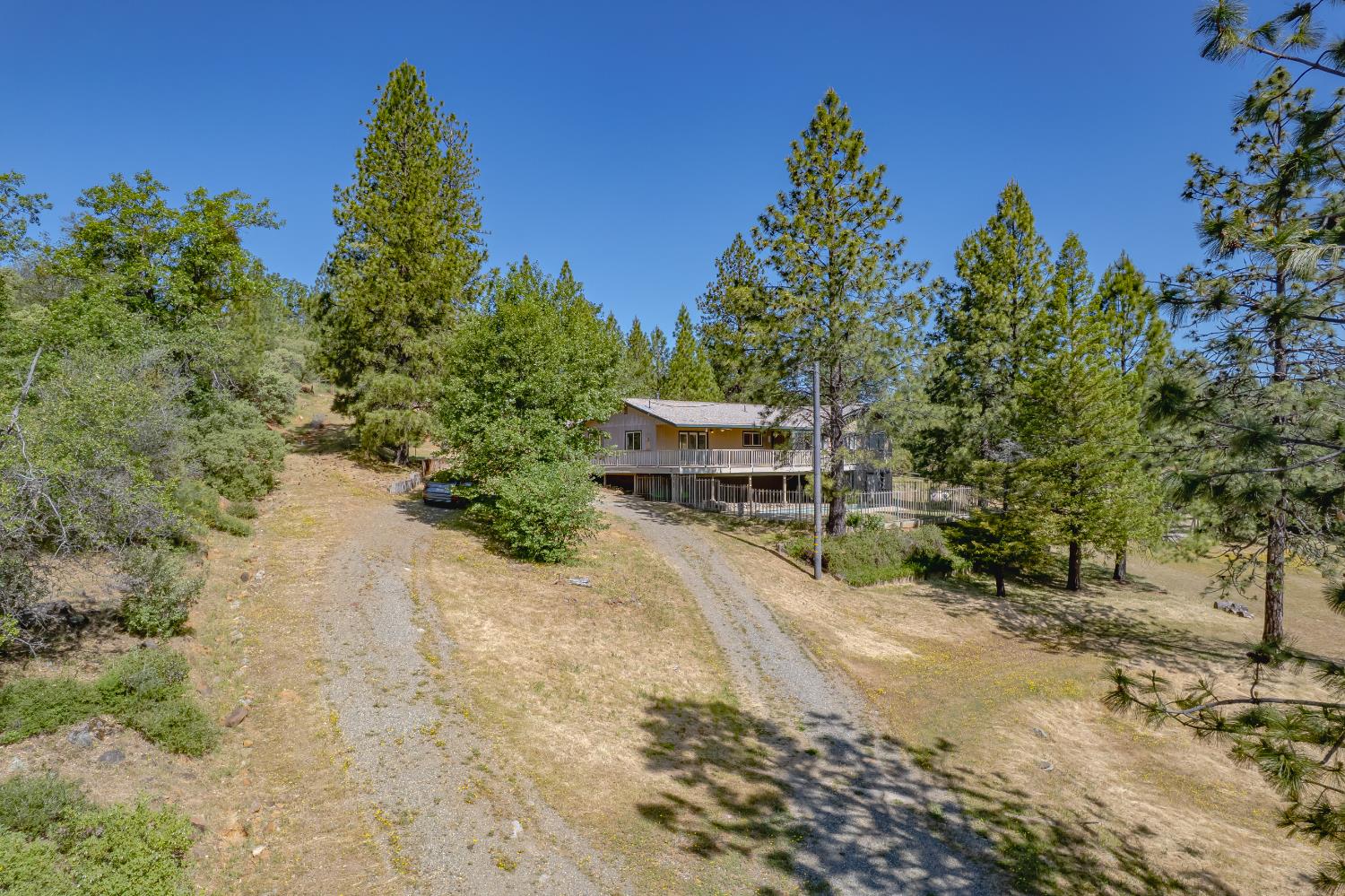 Detail Gallery Image 3 of 51 For 14056 Frenchtown Rd, Oregon House,  CA 95962 - 3 Beds | 2 Baths