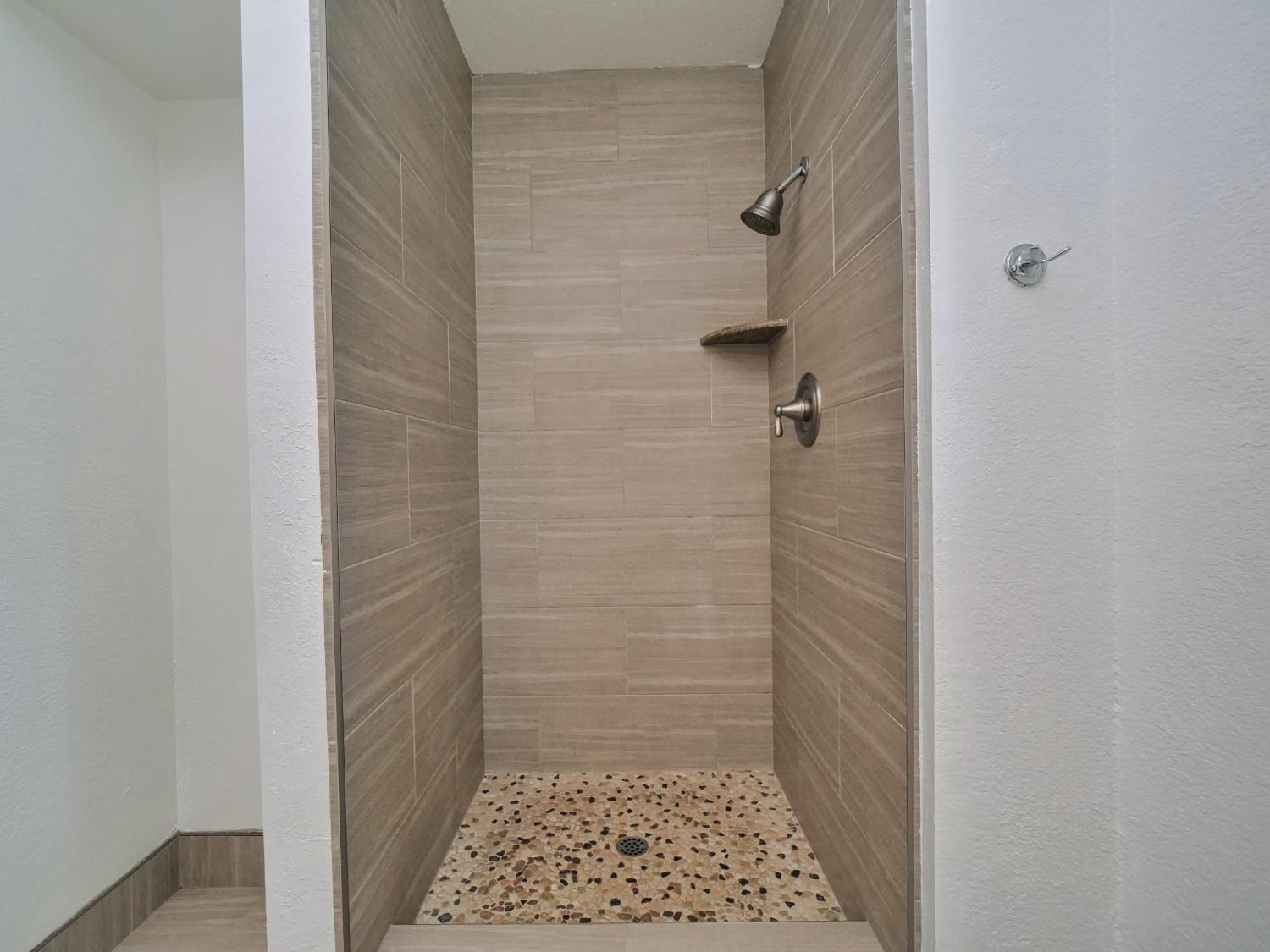 Detail Gallery Image 41 of 77 For 3710 Clover Valley Rd, Rocklin,  CA 95677 - 4 Beds | 3/1 Baths