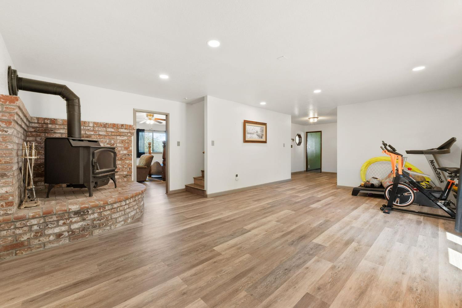 Detail Gallery Image 11 of 39 For 17905 Burke Dr, Plymouth,  CA 95669 - 3 Beds | 2 Baths