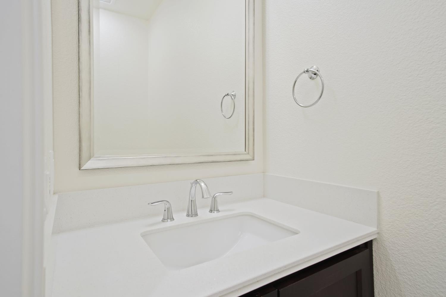 Detail Gallery Image 8 of 33 For 375 Basswood #3,  Livermore,  CA 94551 - 2 Beds | 2/1 Baths