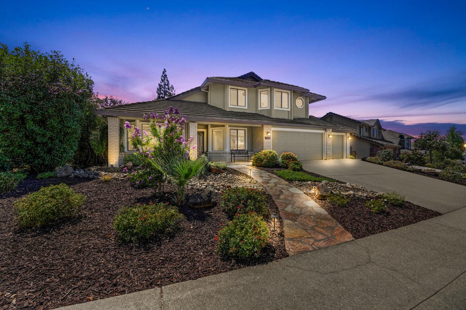Detail Gallery Image 2 of 43 For 5313 Thunder Ridge Cir, Rocklin,  CA 95765 - 4 Beds | 3 Baths