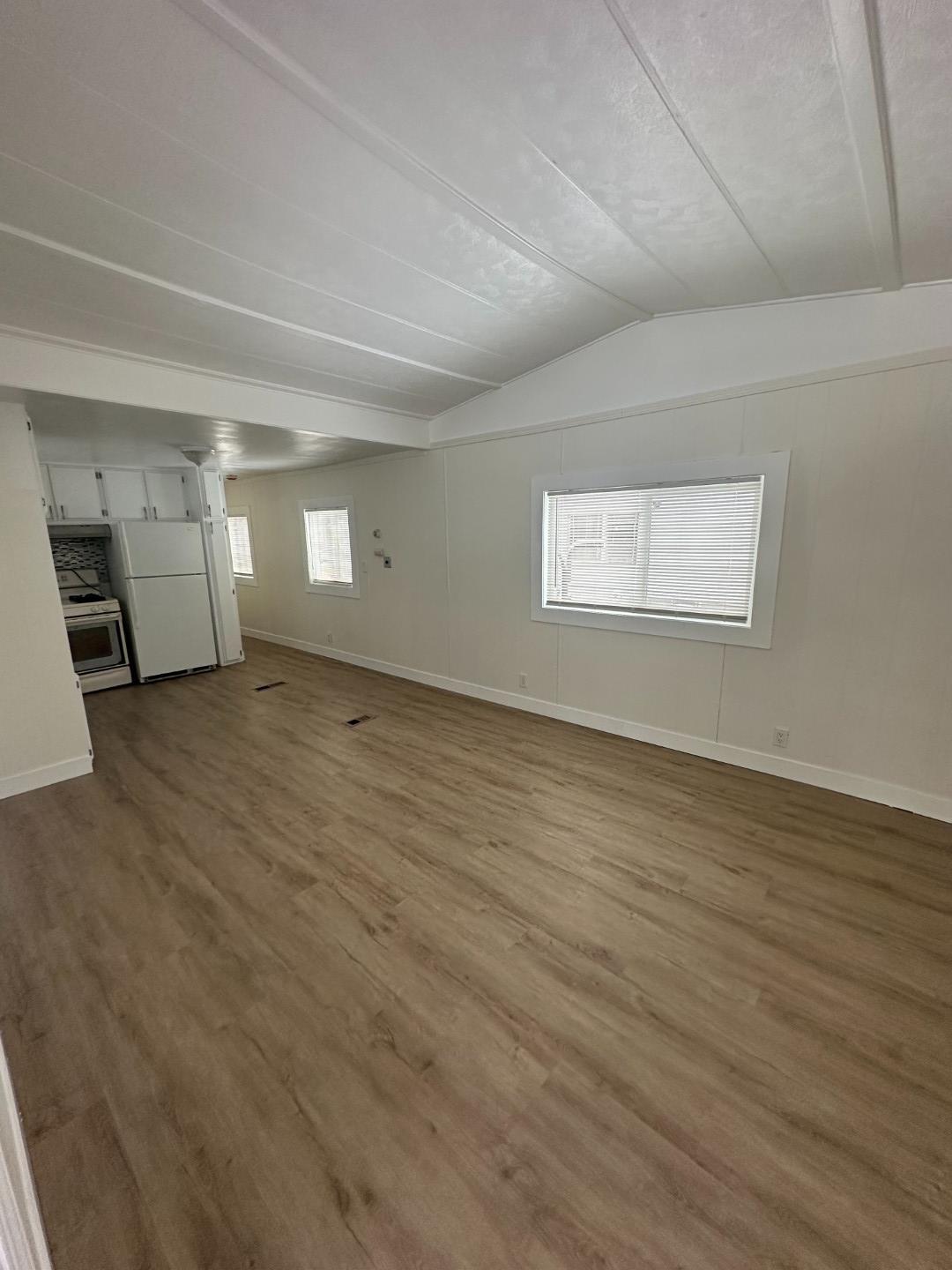Detail Gallery Image 4 of 12 For 3740 Blackwood Rd 22, South Lake Tahoe,  CA 96150 - 3 Beds | 2 Baths