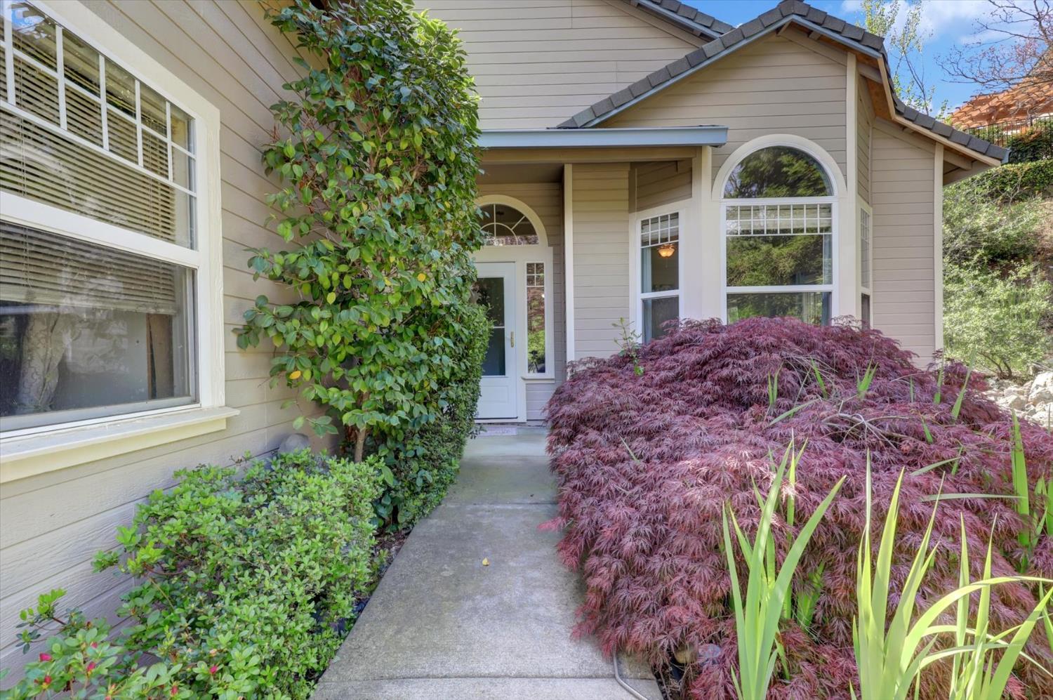 Silkwood Drive, Auburn, California image 2