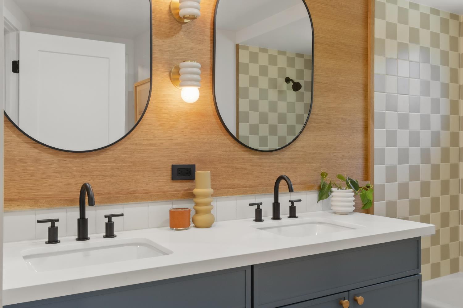 Detail Gallery Image 33 of 65 For 8514 Bordeaux Way, Fair Oaks,  CA 95628 - 4 Beds | 2/1 Baths