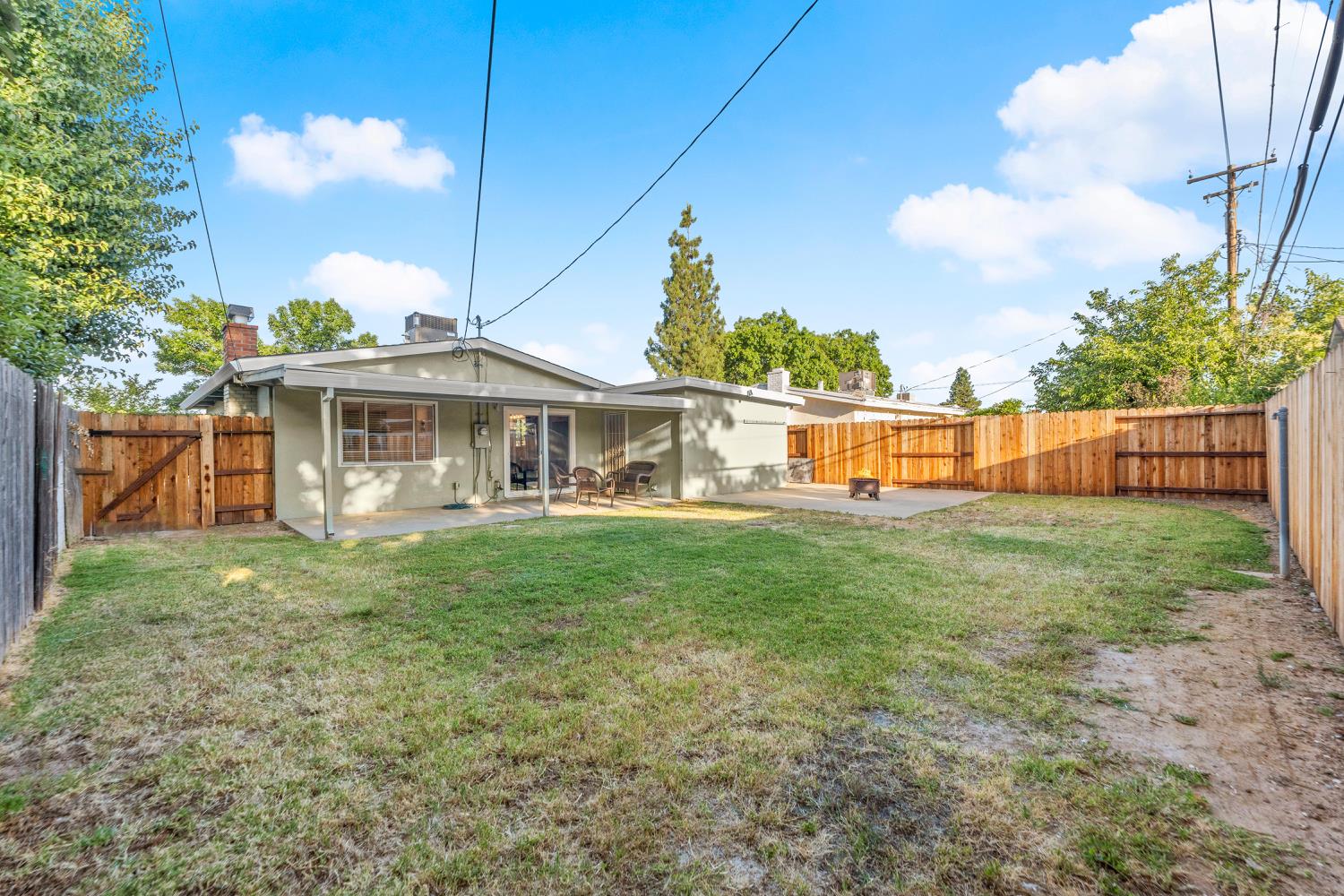 Detail Gallery Image 30 of 42 For 5500 73rd St, Sacramento,  CA 95820 - 3 Beds | 1 Baths