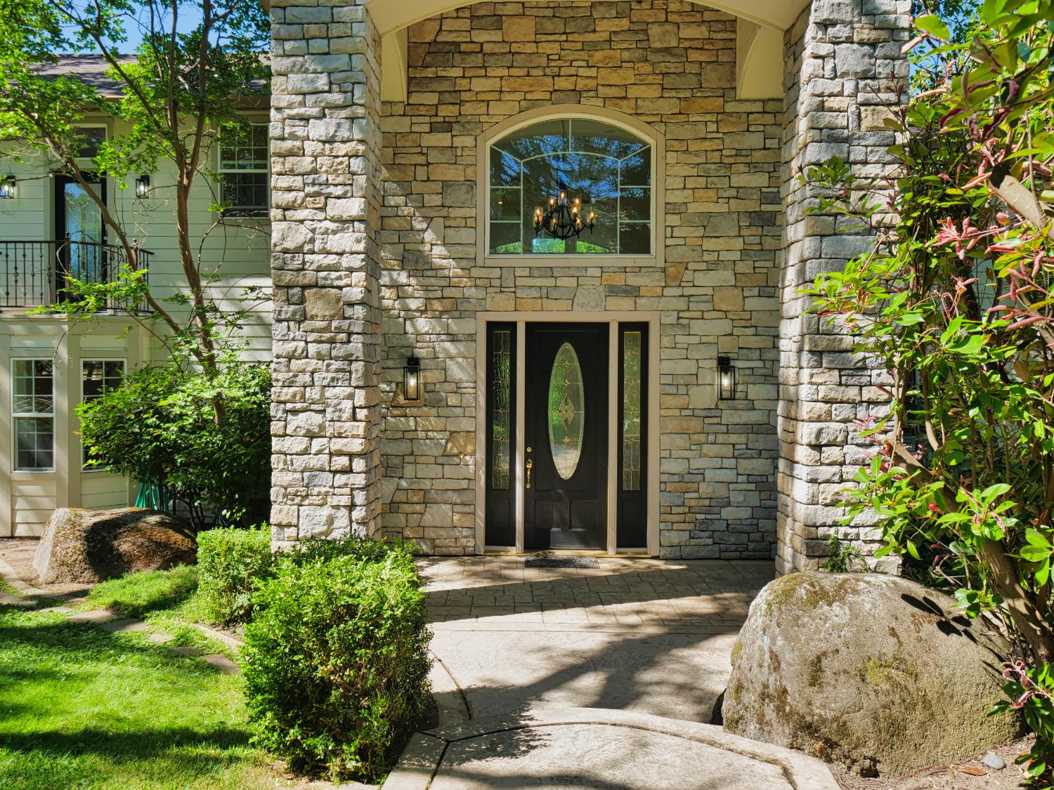 Detail Gallery Image 3 of 77 For 3710 Clover Valley Rd, Rocklin,  CA 95677 - 4 Beds | 3/1 Baths