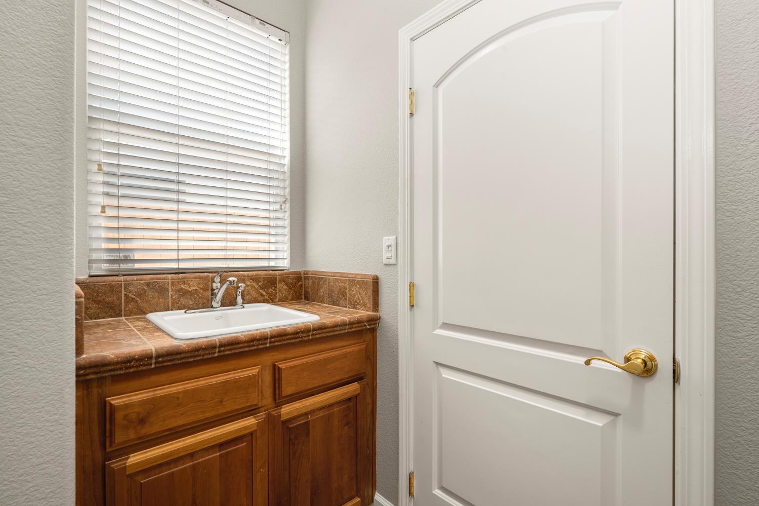 Detail Gallery Image 22 of 53 For 7473 Grassy Creek Way, El Dorado Hills,  CA 95762 - 2 Beds | 2/1 Baths