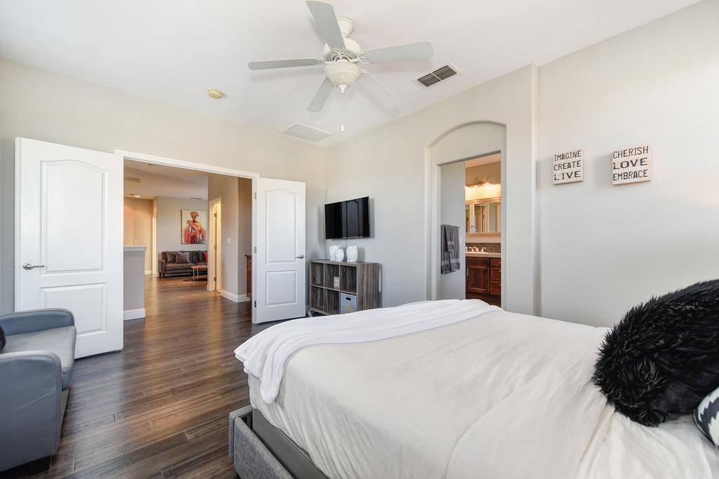 Detail Gallery Image 22 of 38 For 390 Caravaggio Way, Sacramento,  CA 95835 - 3 Beds | 2/1 Baths
