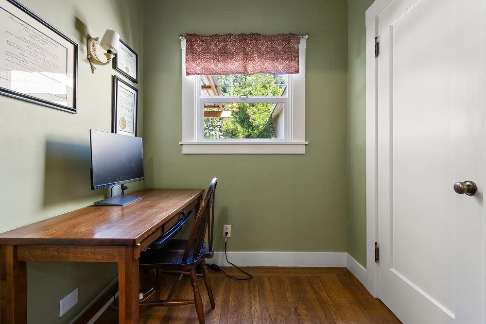 Detail Gallery Image 21 of 35 For 2709 23rd St, Sacramento,  CA 95818 - 2 Beds | 1 Baths
