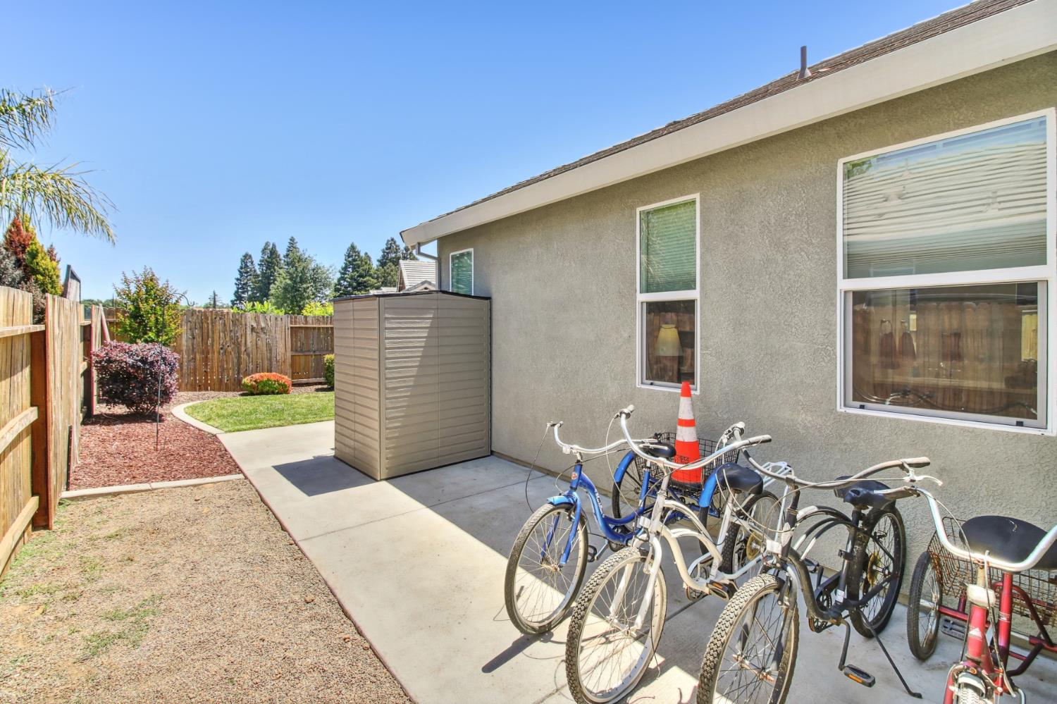 Detail Gallery Image 31 of 31 For 7744 Live Oak Way, Citrus Heights,  CA 95621 - 4 Beds | 3 Baths
