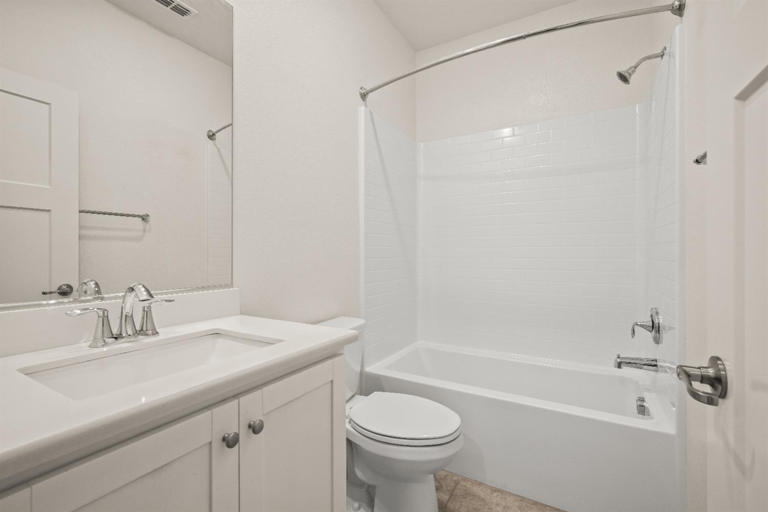 Detail Gallery Image 25 of 43 For 8924 El Cielo Ln, El Dorado Hills,  CA 95762 - 2 Beds | 2 Baths