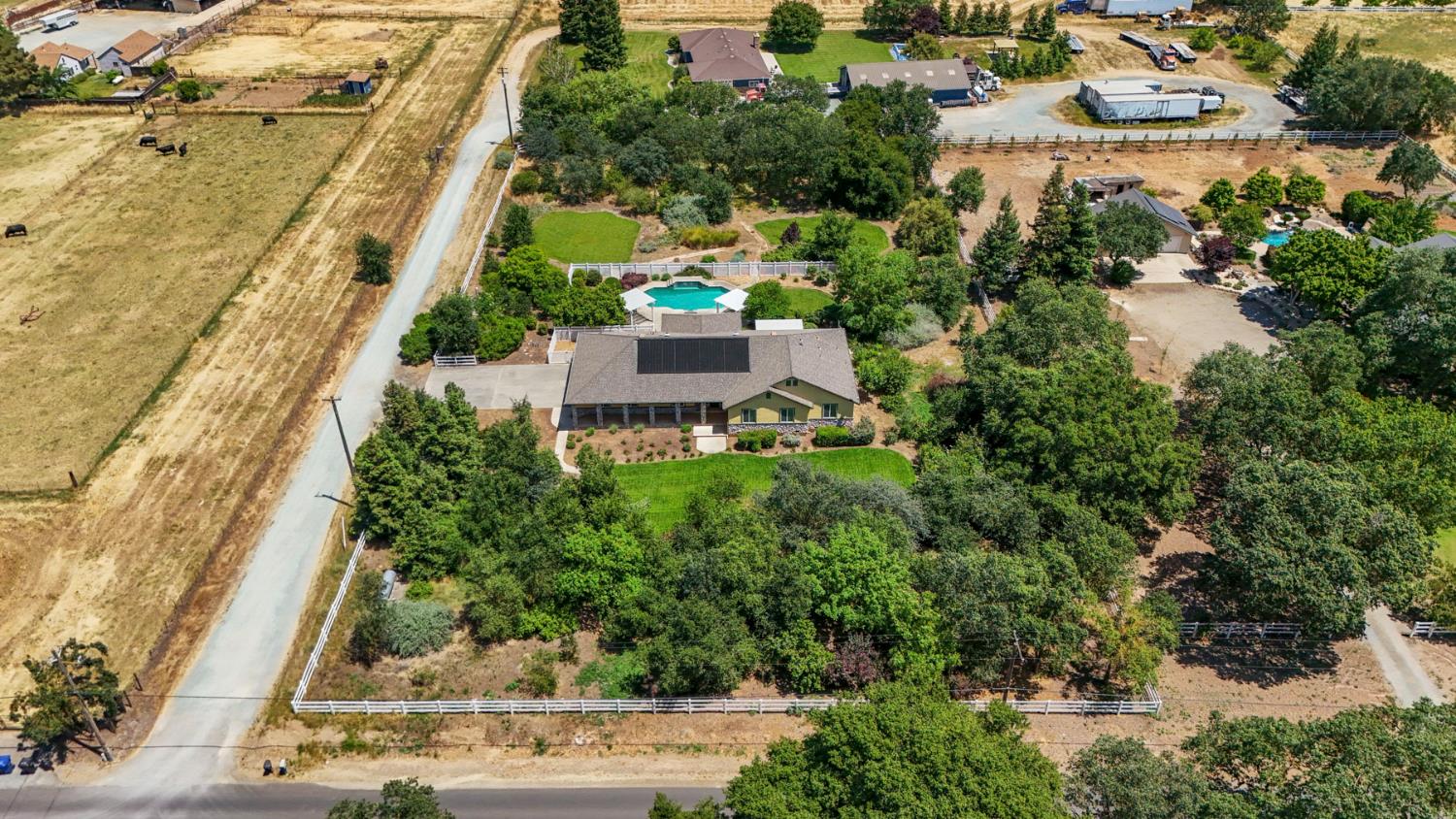 Detail Gallery Image 64 of 74 For 13703 Christensen Rd, Galt,  CA 95632 - 4 Beds | 2/1 Baths
