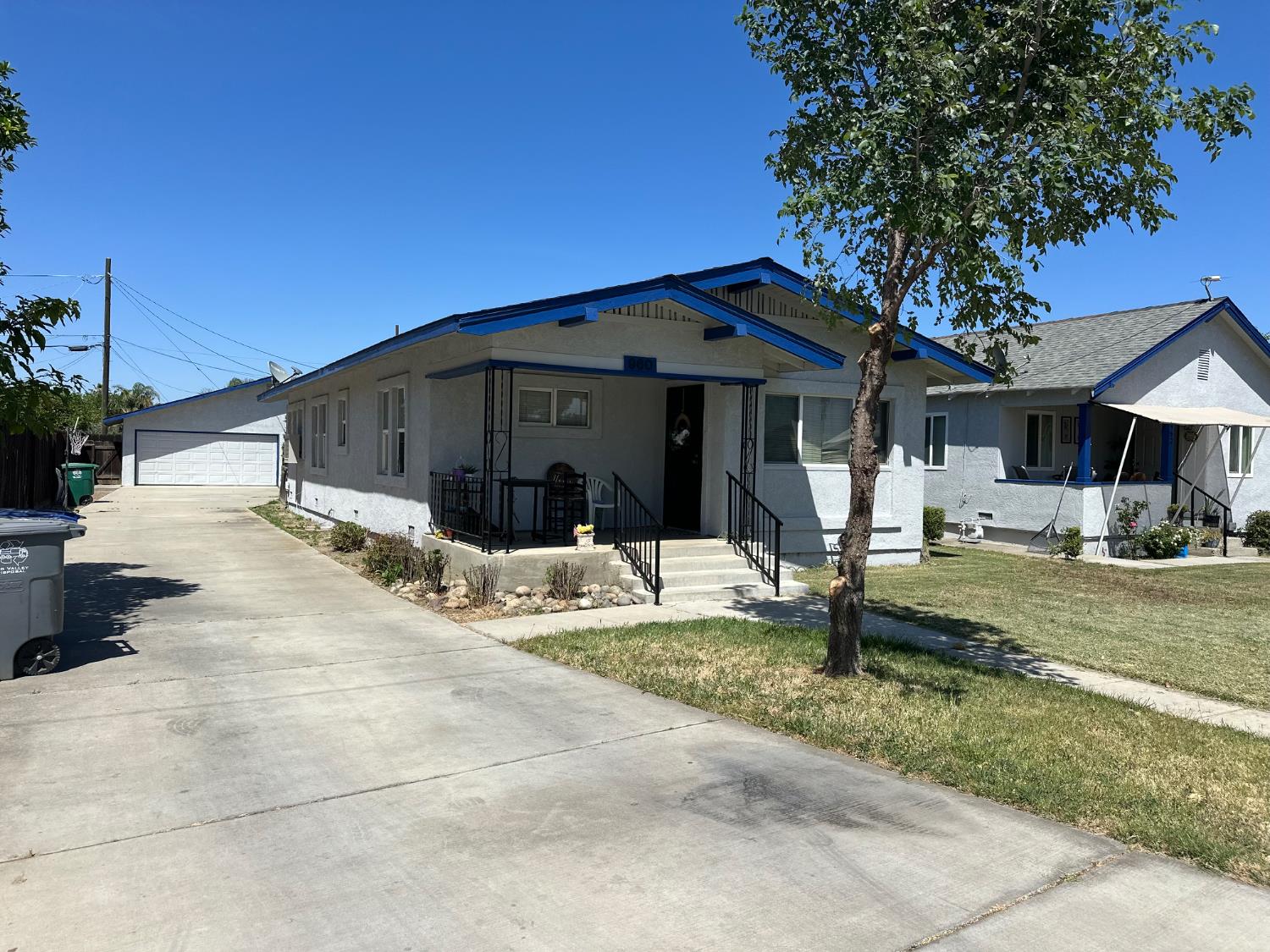 Detail Gallery Image 2 of 22 For 960 F St, Los Banos,  CA 93635 - 2 Beds | 1 Baths