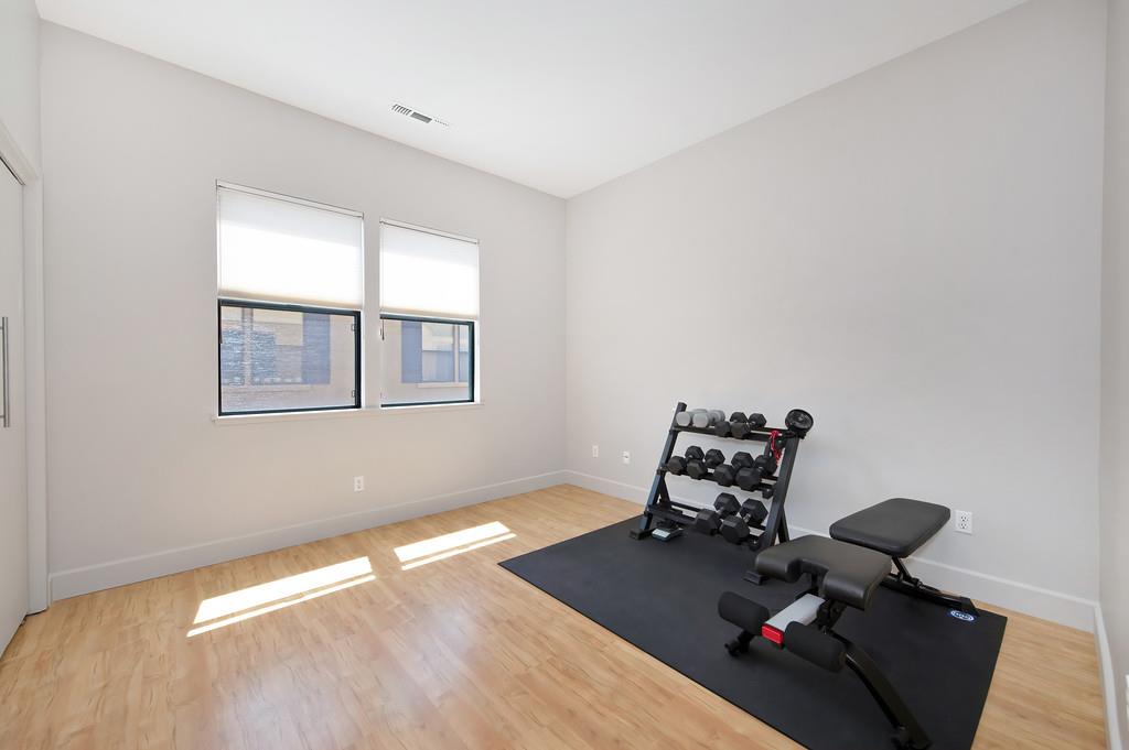 Detail Gallery Image 24 of 33 For 2117 S St #204,  Sacramento,  CA 95816 - 2 Beds | 2 Baths
