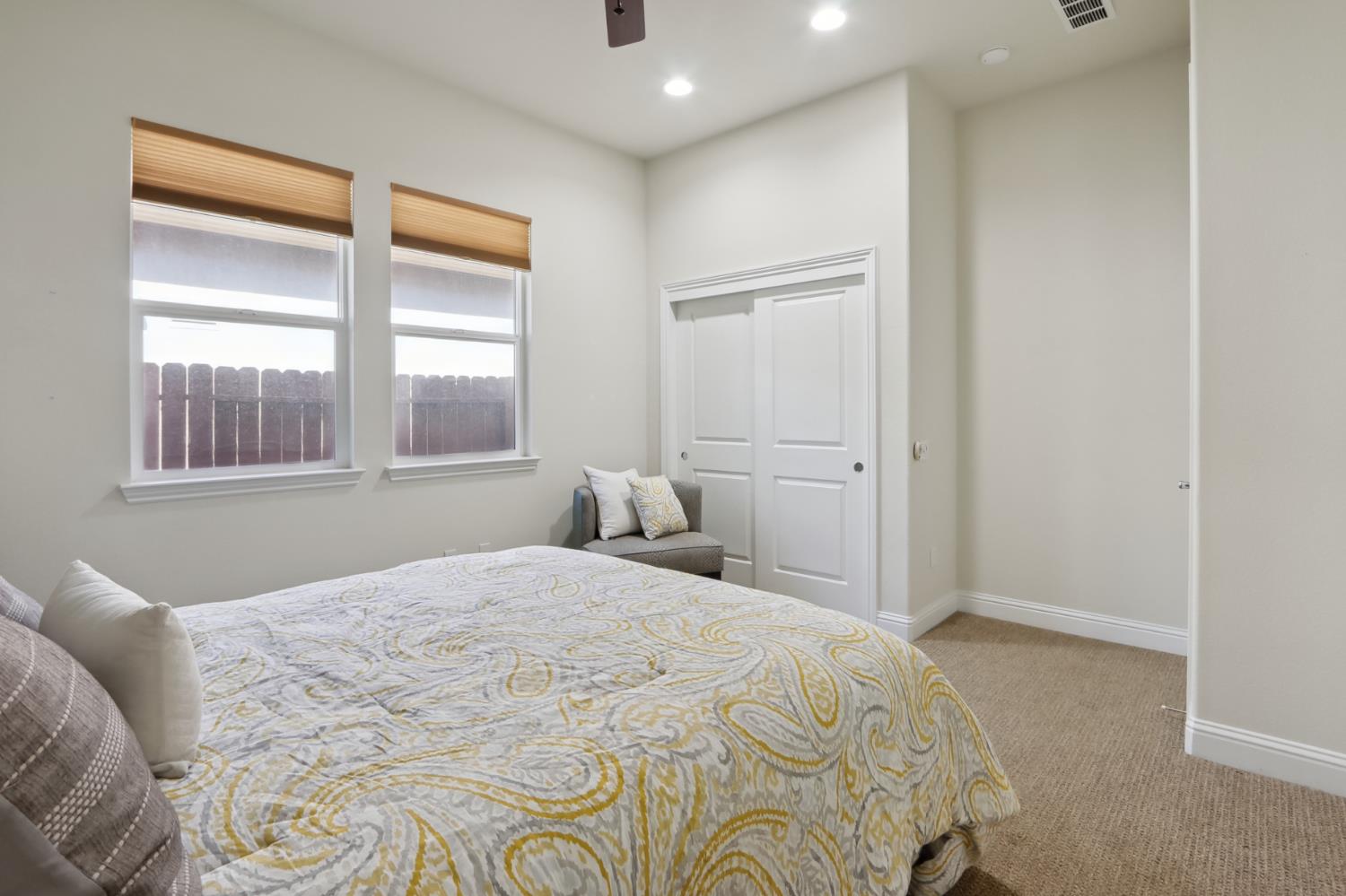 Detail Gallery Image 26 of 43 For 2398 Langtree Dr, Roseville,  CA 95747 - 2 Beds | 2 Baths